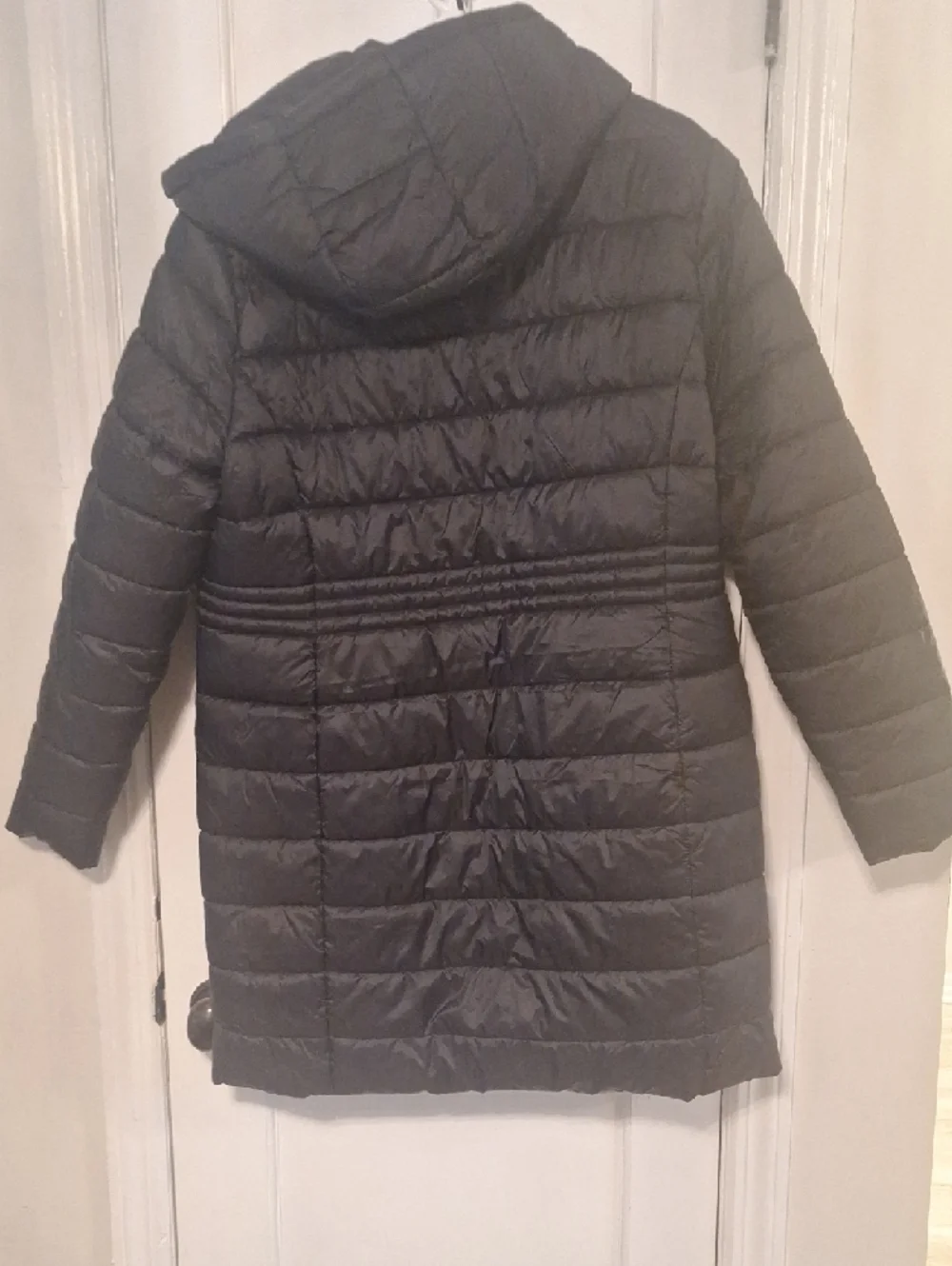 Primark Black Puffer Jacket with Hood - Picture 5 of 5